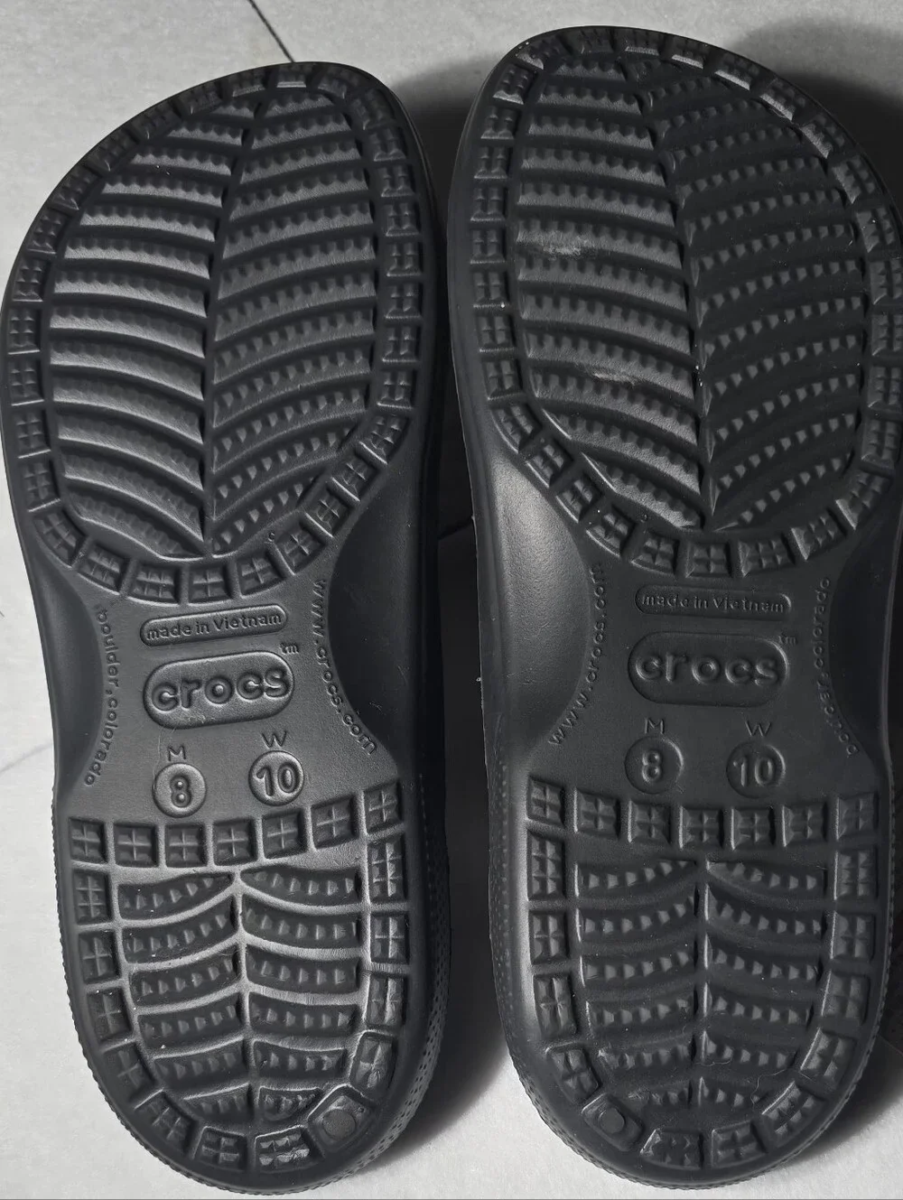 Crocs Baya Flip-Flops Black Unisex Men’s 8 Women’s 10 Thong Sandals New